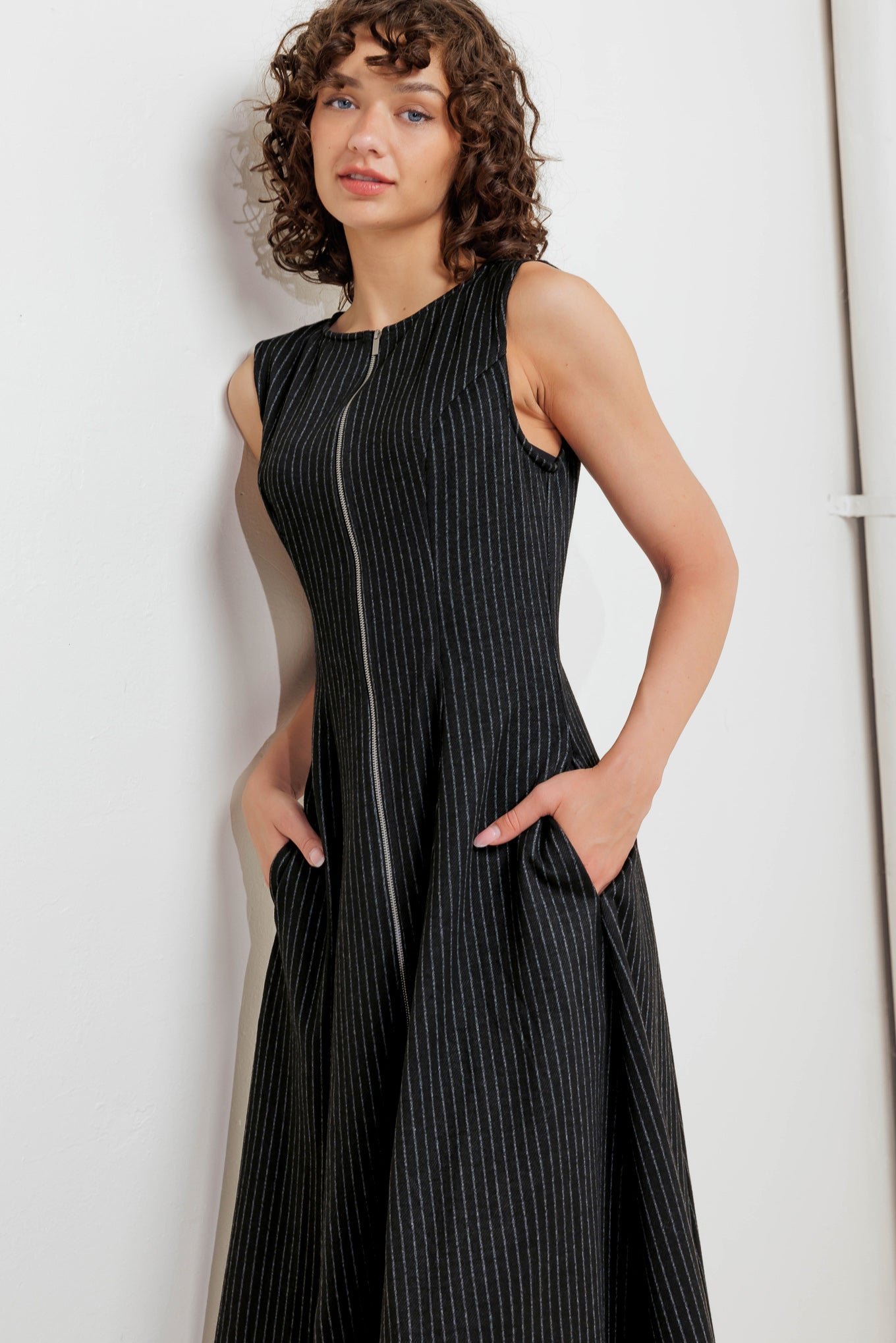 URBAN FRAME WOVEN MIDI DRESS - By Baano