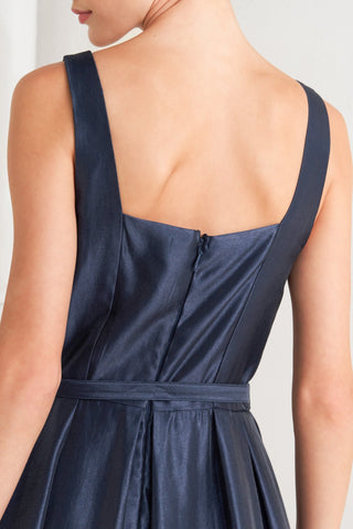 FEMME SILHOUETTE WOVEN MIDI DRESS Flying Tomato