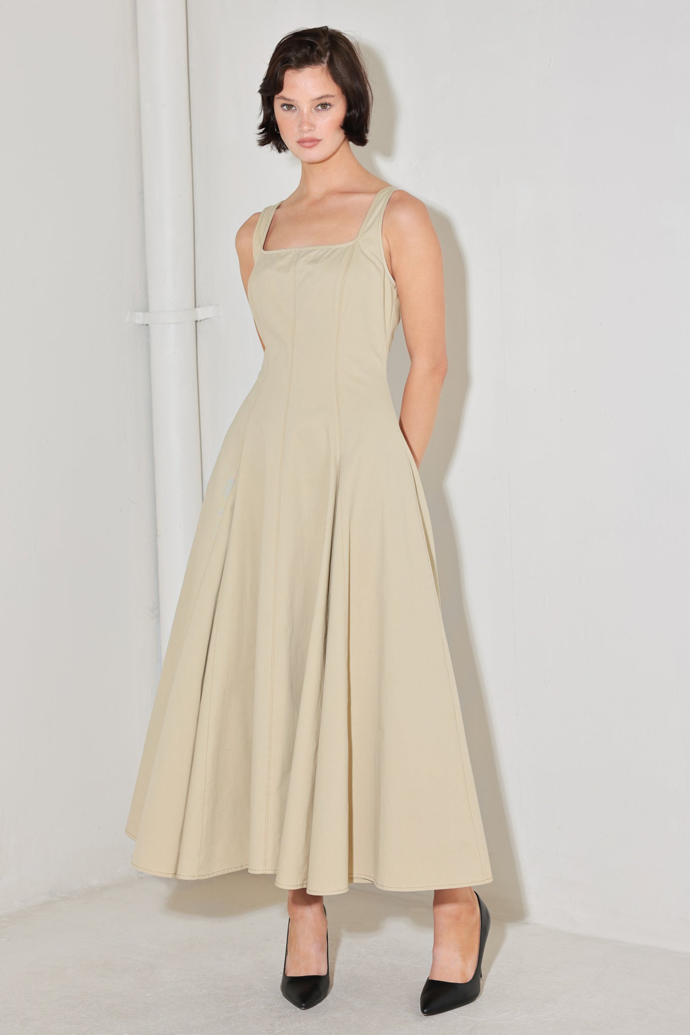 SANDSTONE SERENADE WOVEN MIDI DRESS