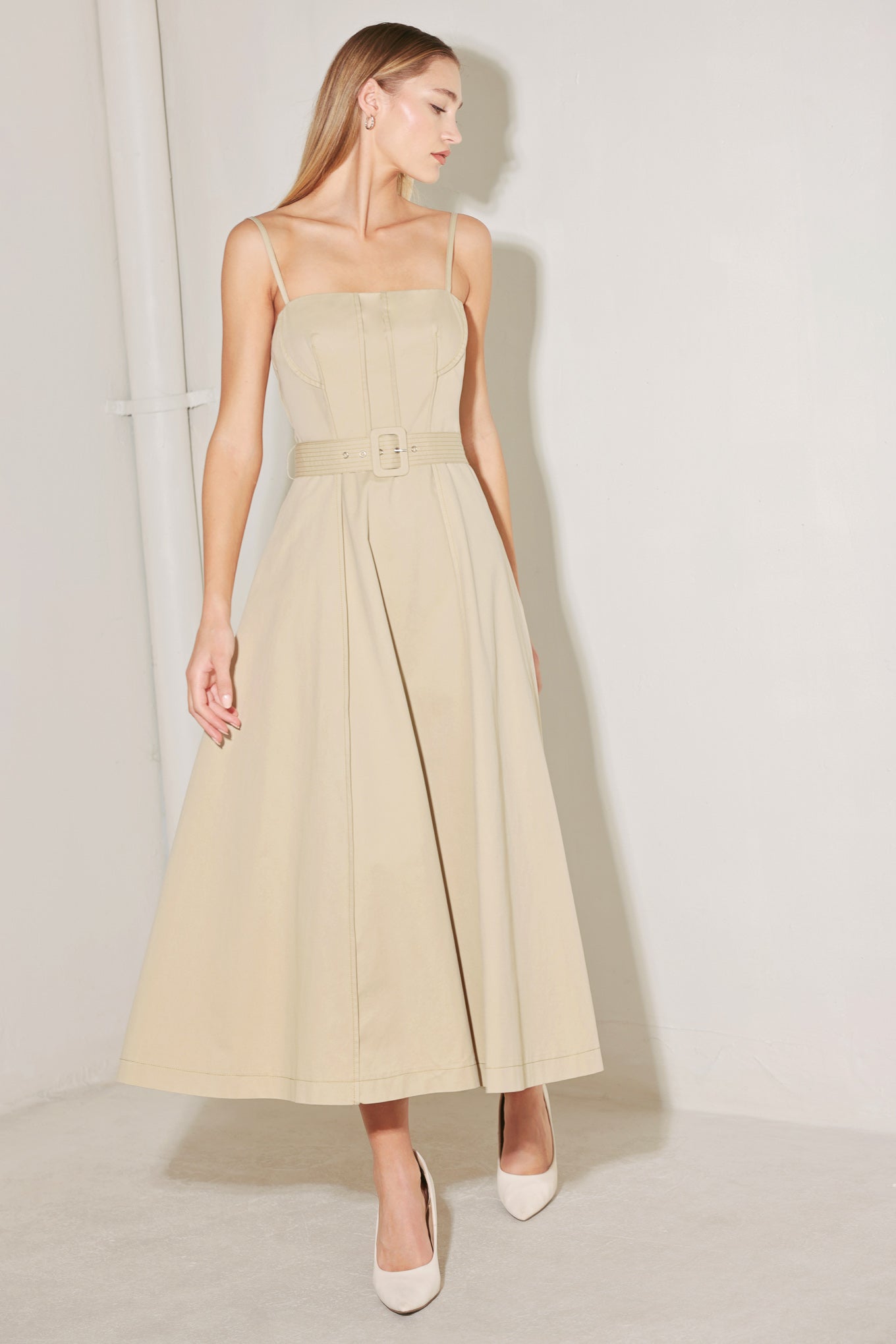 UNDERSTATED ICON WOVEN MIDI DRESS