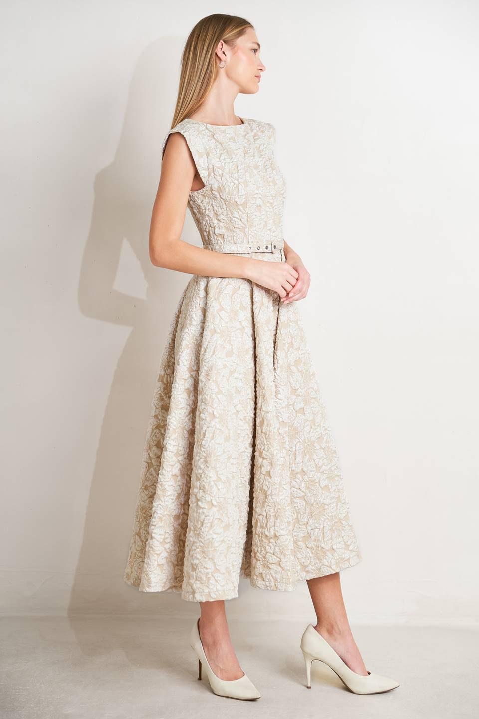 [PREORDER] STATEMENT IN IVORY WOVEN MIDI DRESS