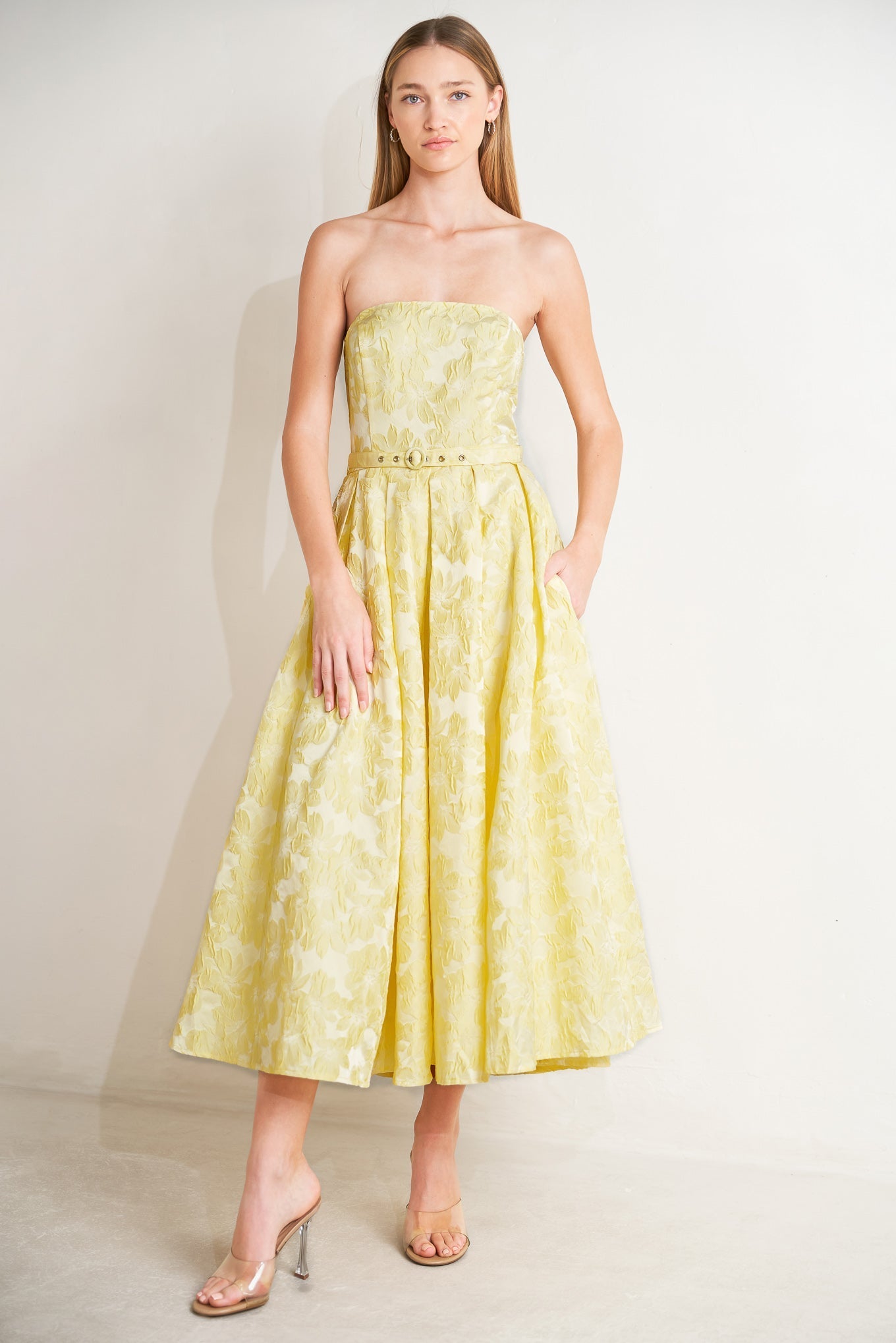 BUTTERCUP BLOOM WOVEN MIDI DRESS