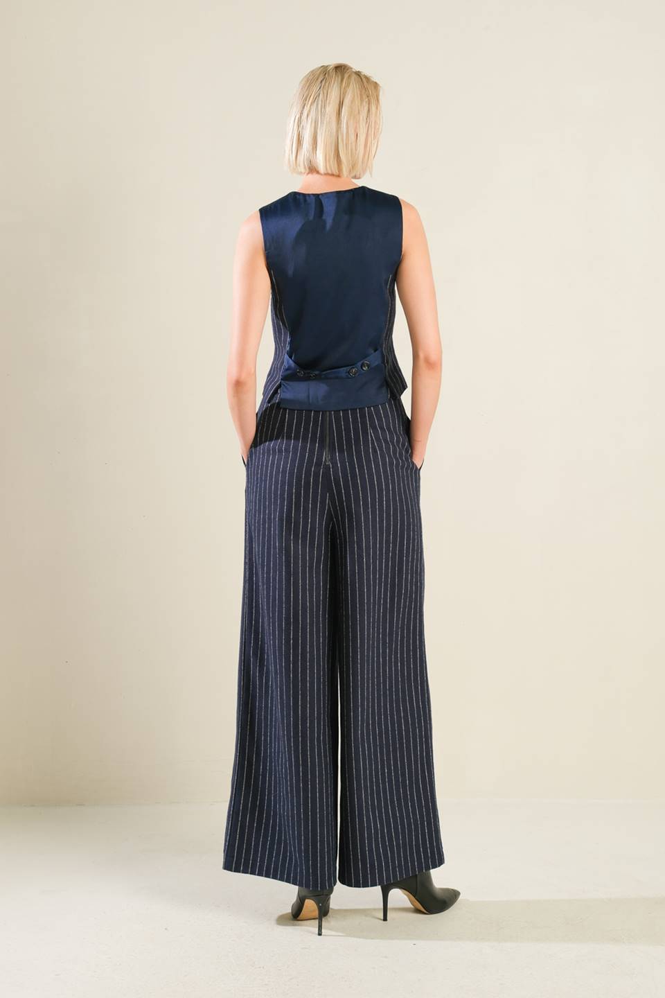 FOREVER CONNECTED WOVEN VEST - By Baano