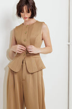 ROMANTIC PETAL WOVEN VEST