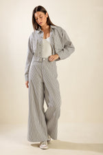 HONESTLY LOVE YOU TWILL CROP JACKET Flying Tomato