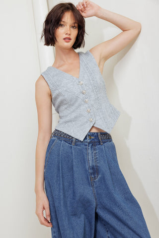 CITY RIVETS KNIT VEST - By Baano
