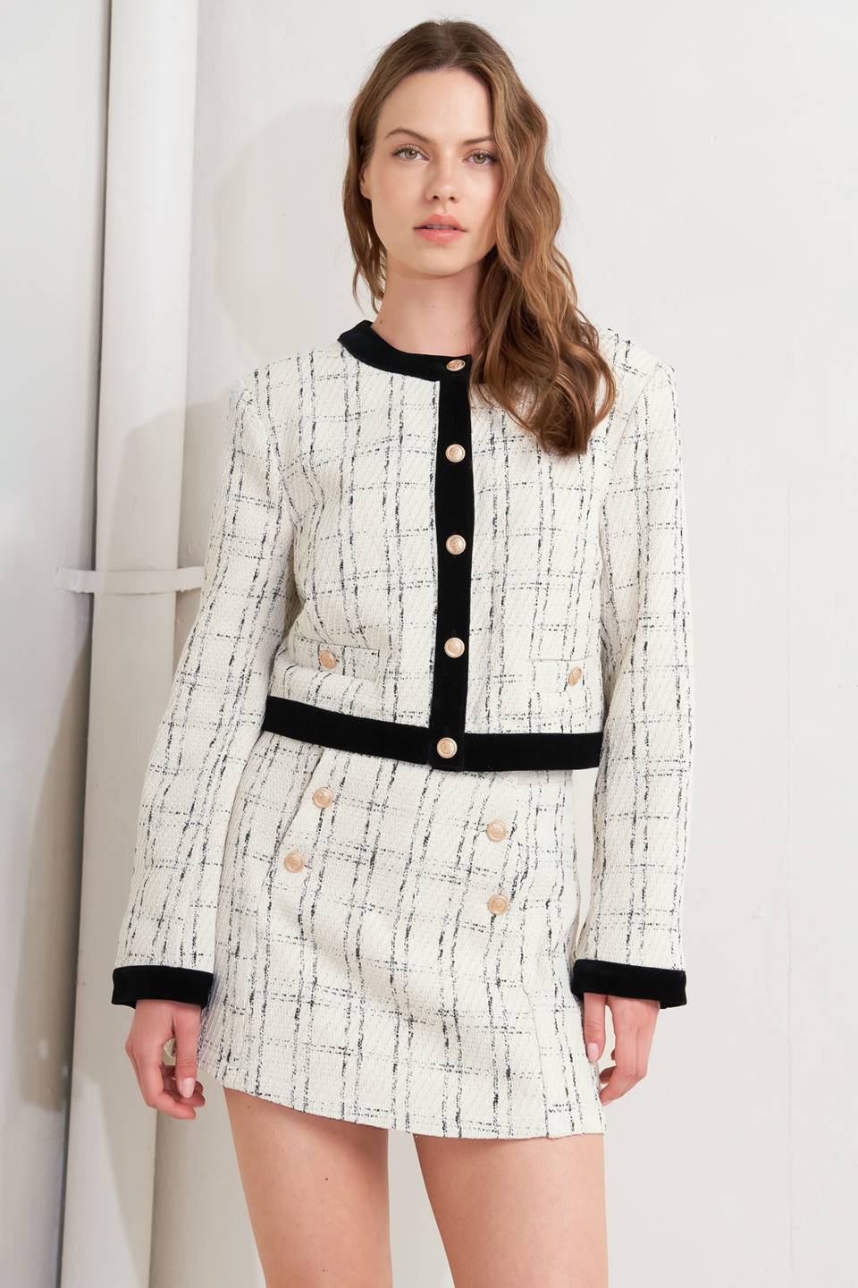 PARIS BOUND WOVEN TWEED CROP JACKET - By Baano