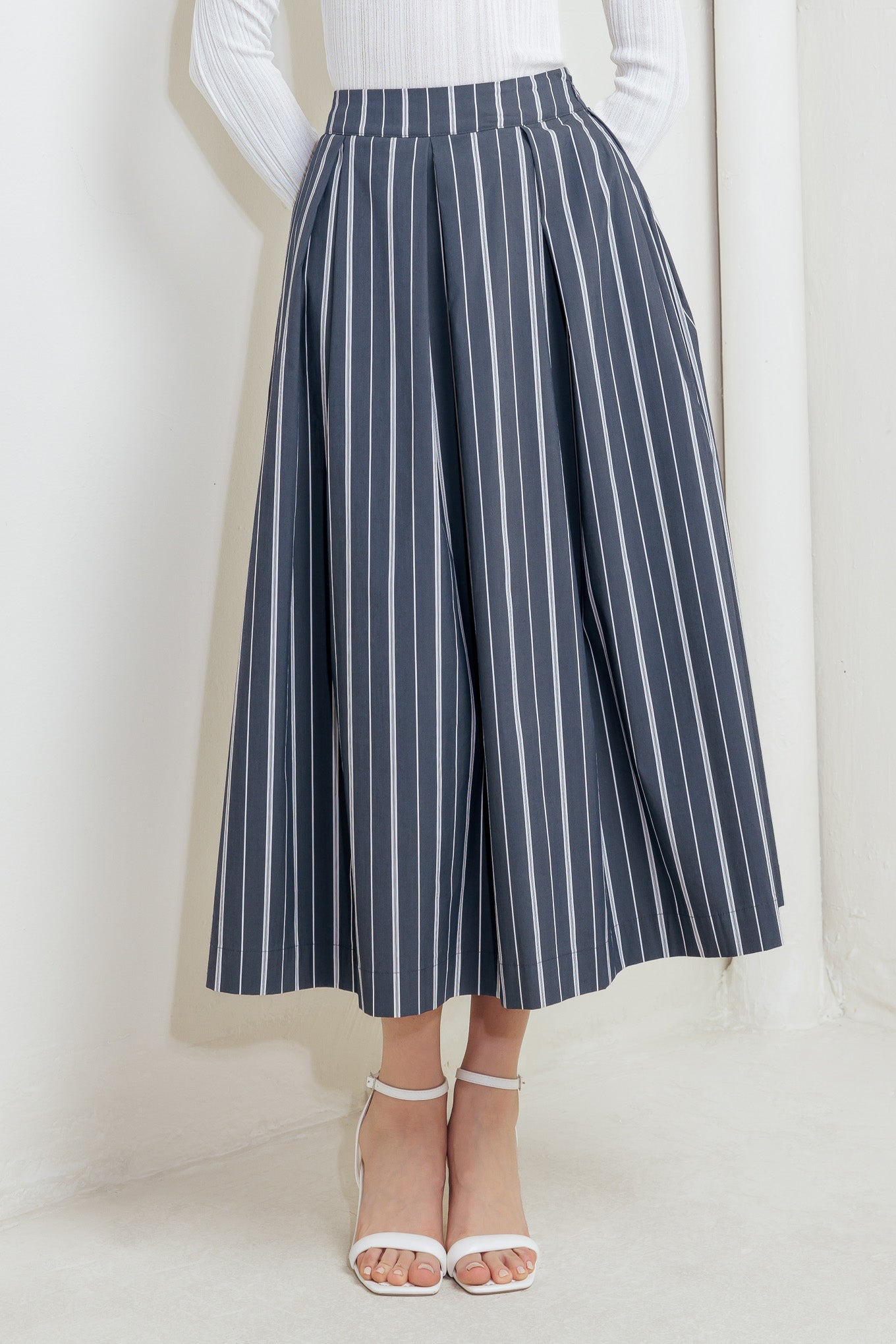 BEHIND THE GRIN WOVEN MIDI SKIRT - By Baano