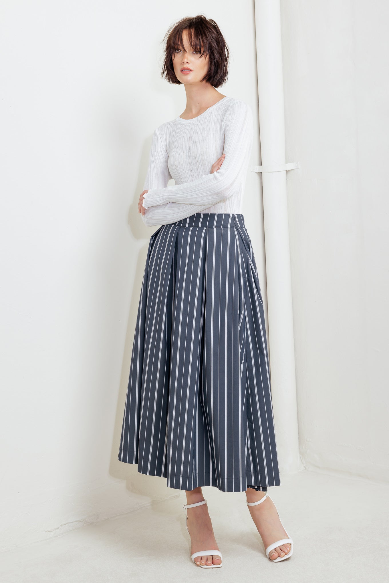 BEHIND THE GRIN WOVEN MIDI SKIRT - By Baano