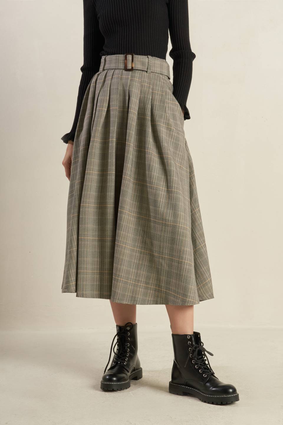 MOODY ALLURE WOVEN MIDI SKIRT - By Baano