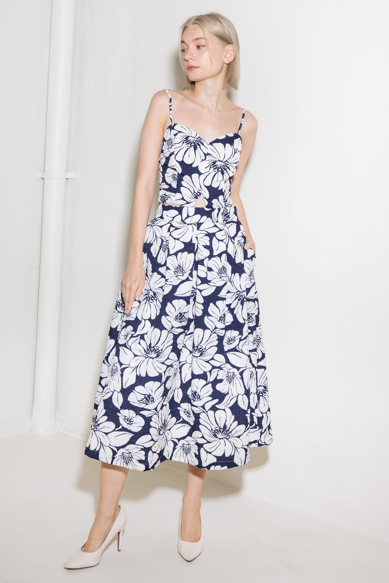 PLAIN OPTIMISM NAVY WOVEN MIDI SKIRT - By Baano