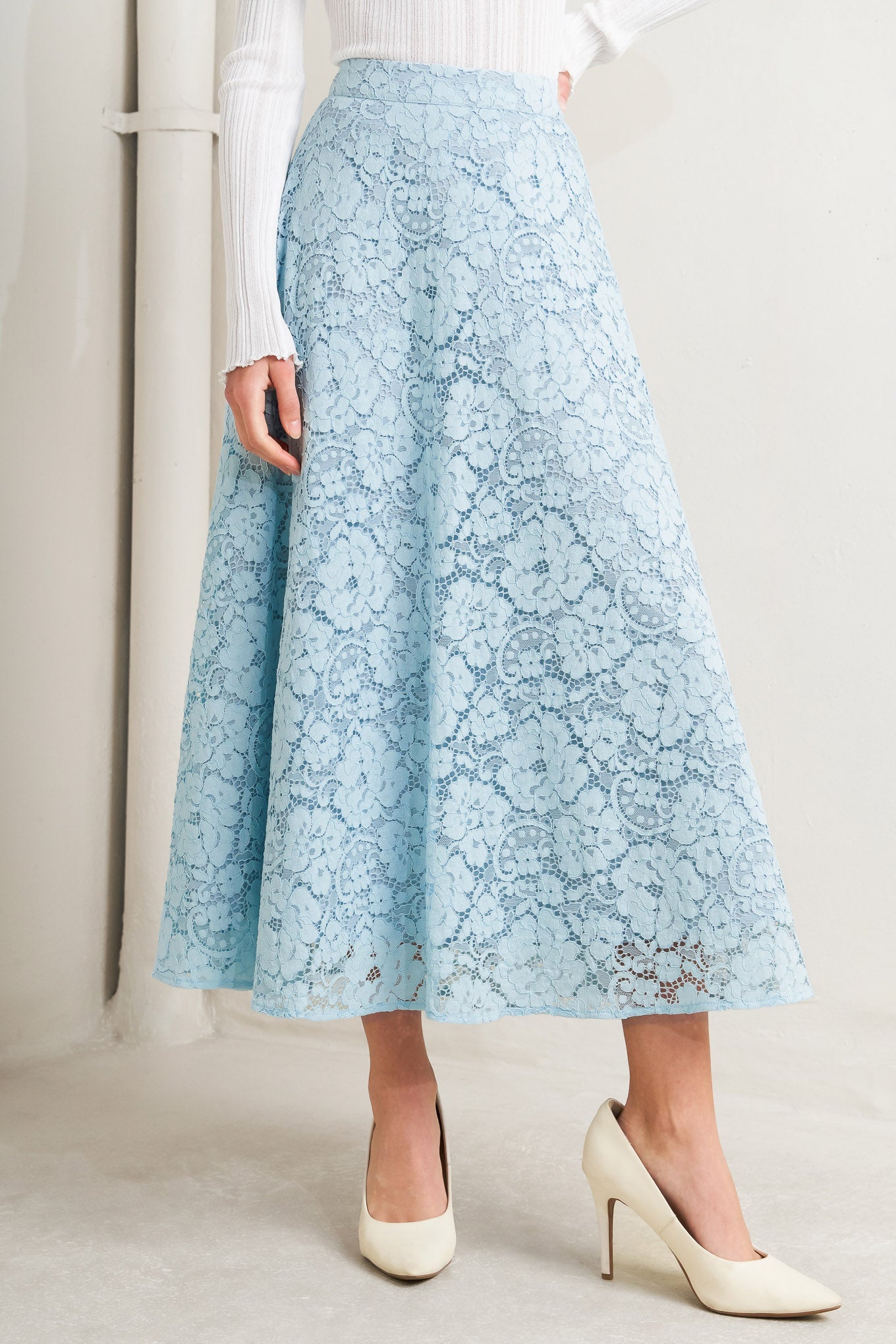 PURELY ROMANTIC WOVEN LACE MIDI SKIRT