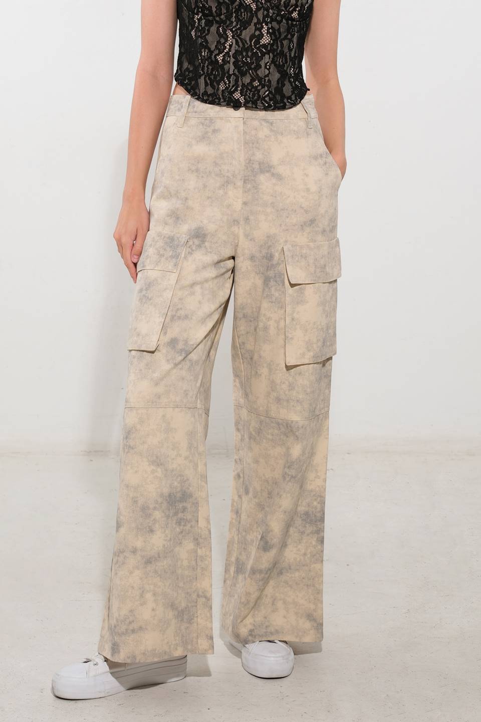 IN THE SPOTLIGHT WOVEN PANTS - By Baano