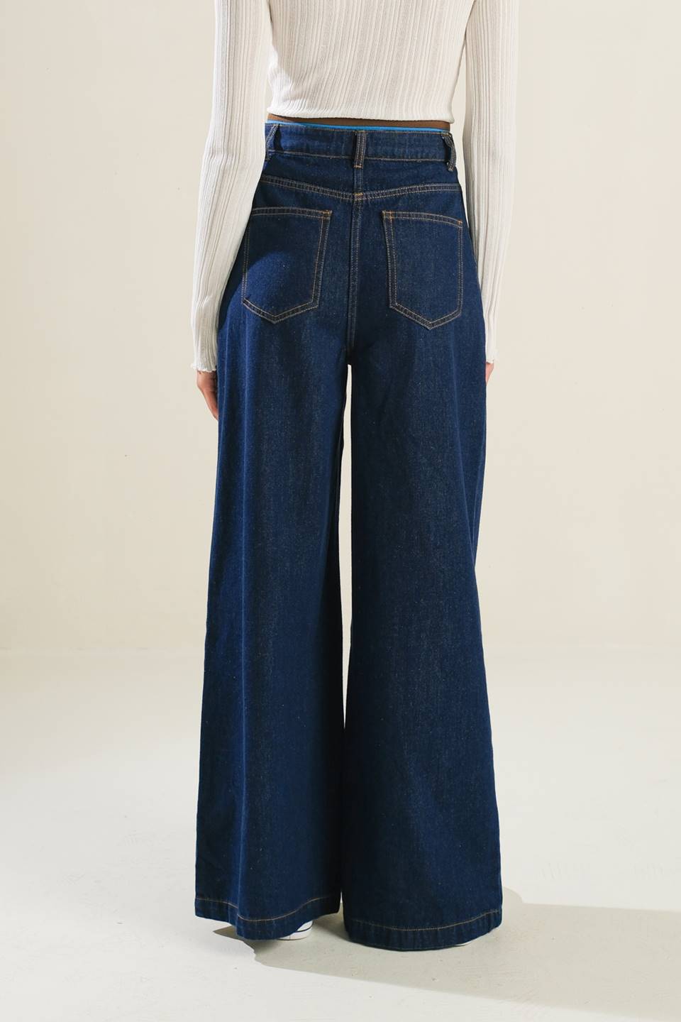CRISP CANVAS DENIM PANTS - By Baano
