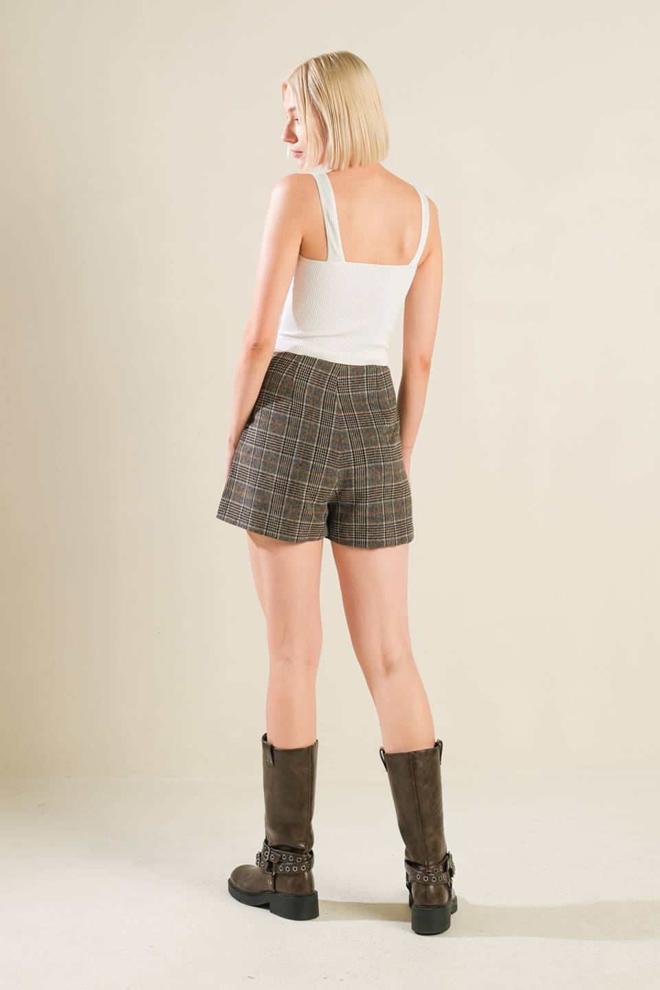 ETERNAL DEVOTION PLAID SKORT - By Baano