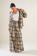 TIMELESS CHARM WOVEN PANTS - By Baano