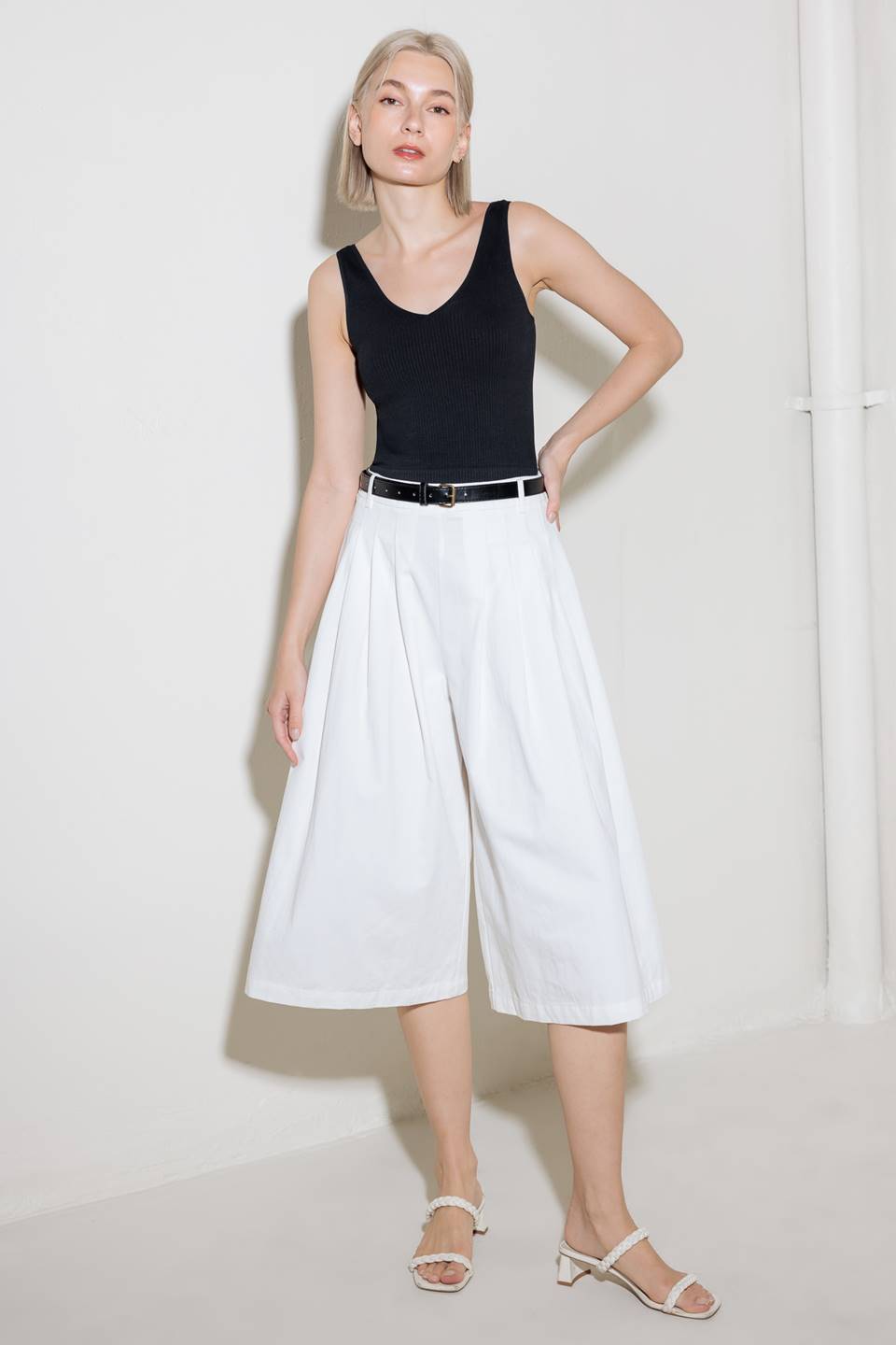 LUMINOUS GRACE WHITE WOVEN CULOTTE PANTS - By Baano