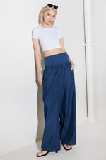 WALK EASY IN INDIGO DENIM PANTS - By Baano