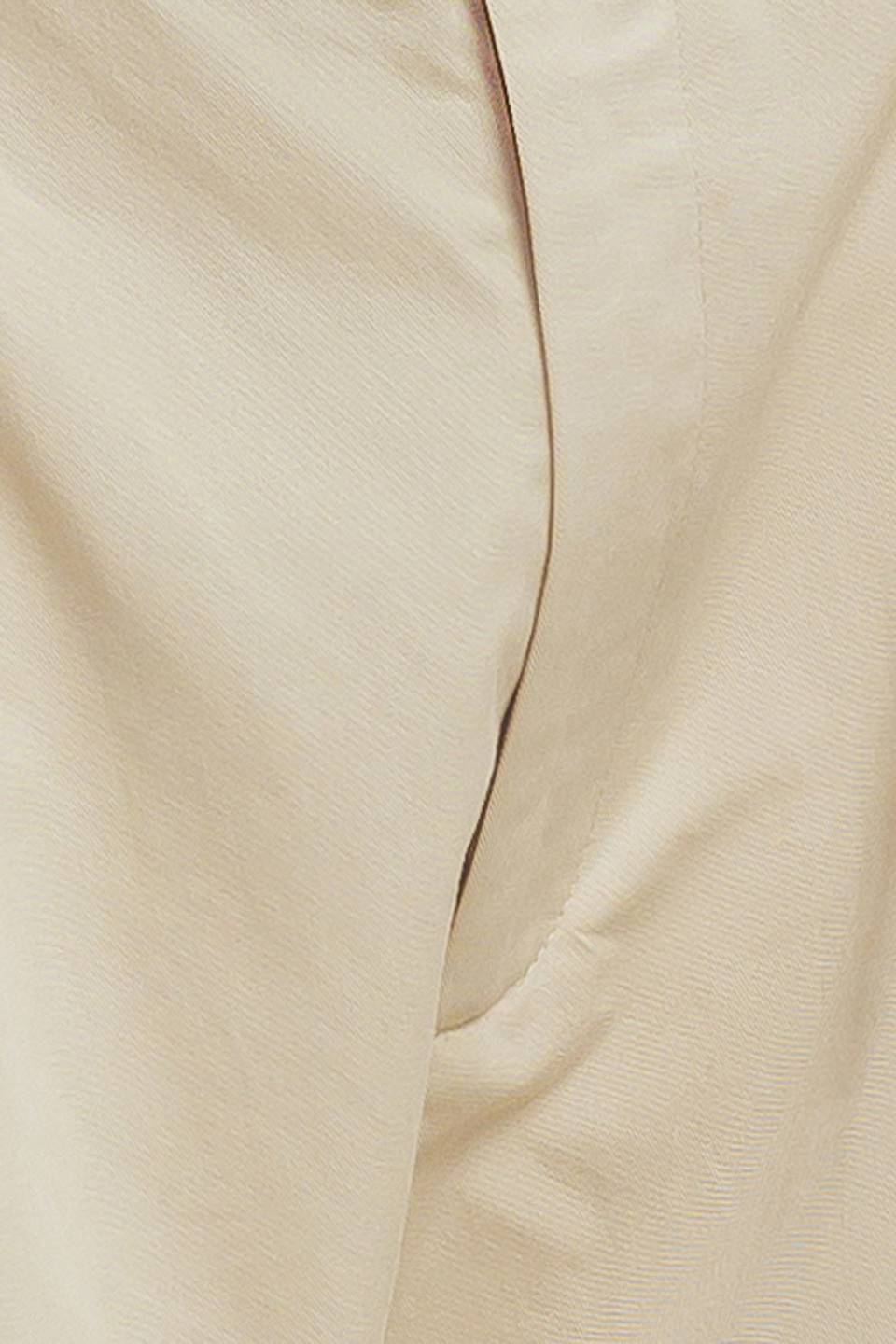 MODERN VOYAGER WOVEN BERMUDA SHORT - By Baano