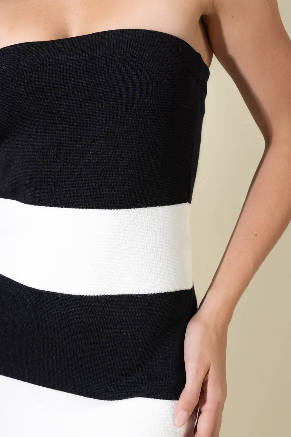 ROMANTIC AFTERNOON SWEATER MIDI TUBE DRESS - By Baano