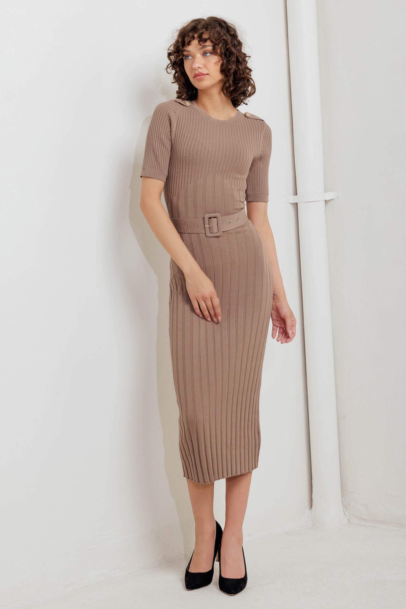STRUCTURED CHIC SWEATER MIDI DRESS - By Baano