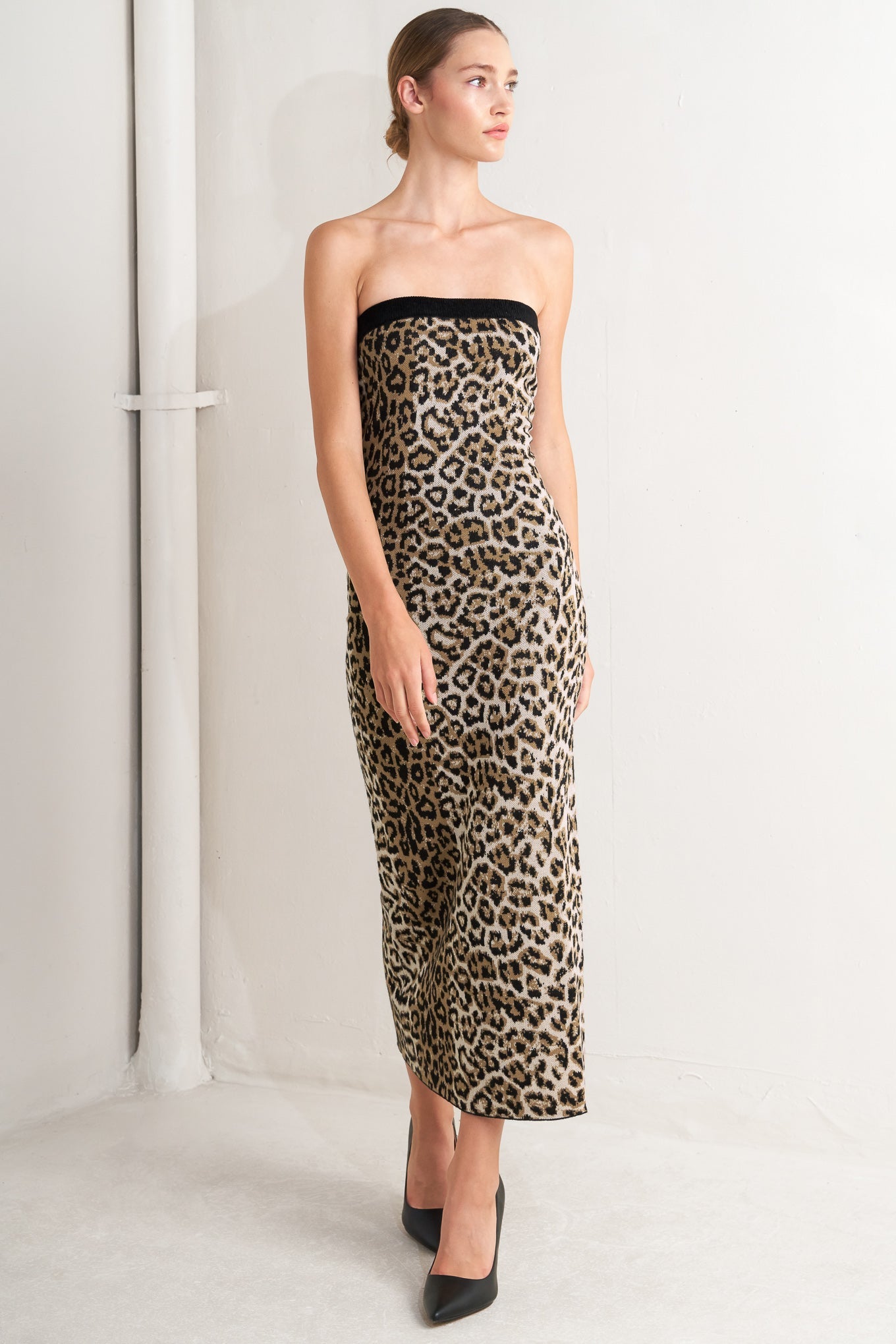 WILD ROMANCE LEOPARD KNIT MIDI DRESS - By Baano