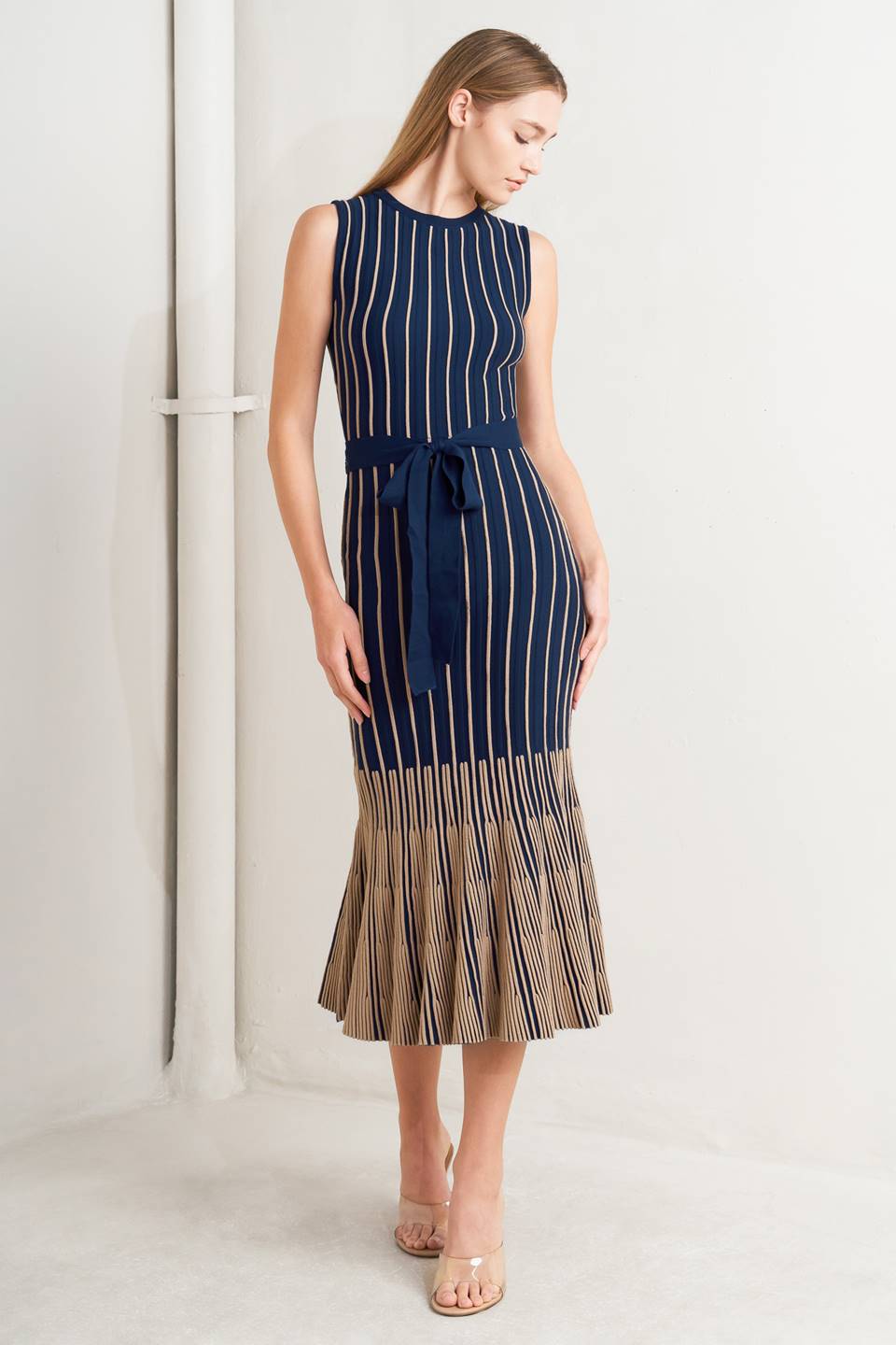 SMOOTH WEIGHTED FEEL KNIT MIDI DRESS Flying Tomato