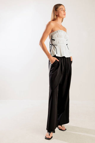 IN THIS MOMENTS WHITE TOP - By Baano