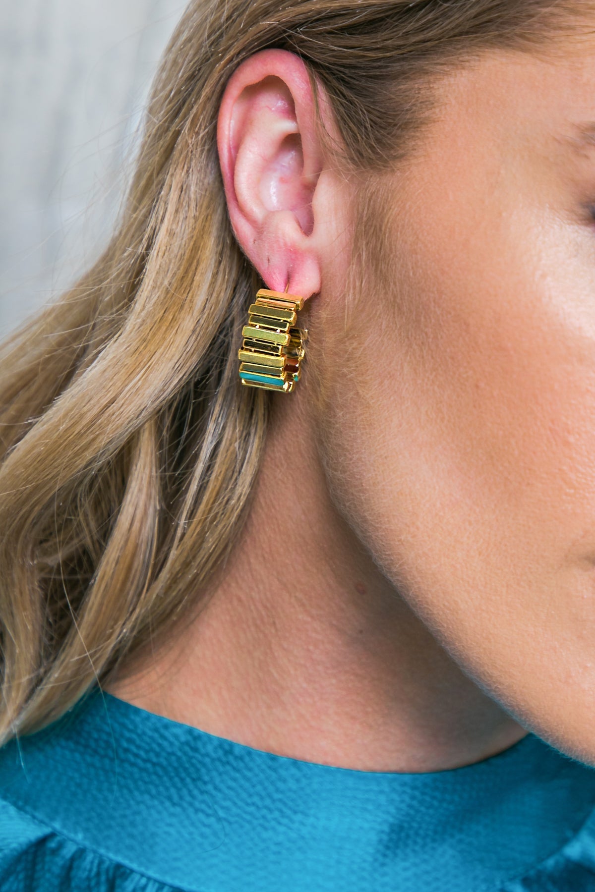 DIP RIBBED STUD EARRINGS - By Baano