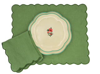 Fabled Flora Scalloped Starter Plate - Set of 4 (+1 Bonus Plate)