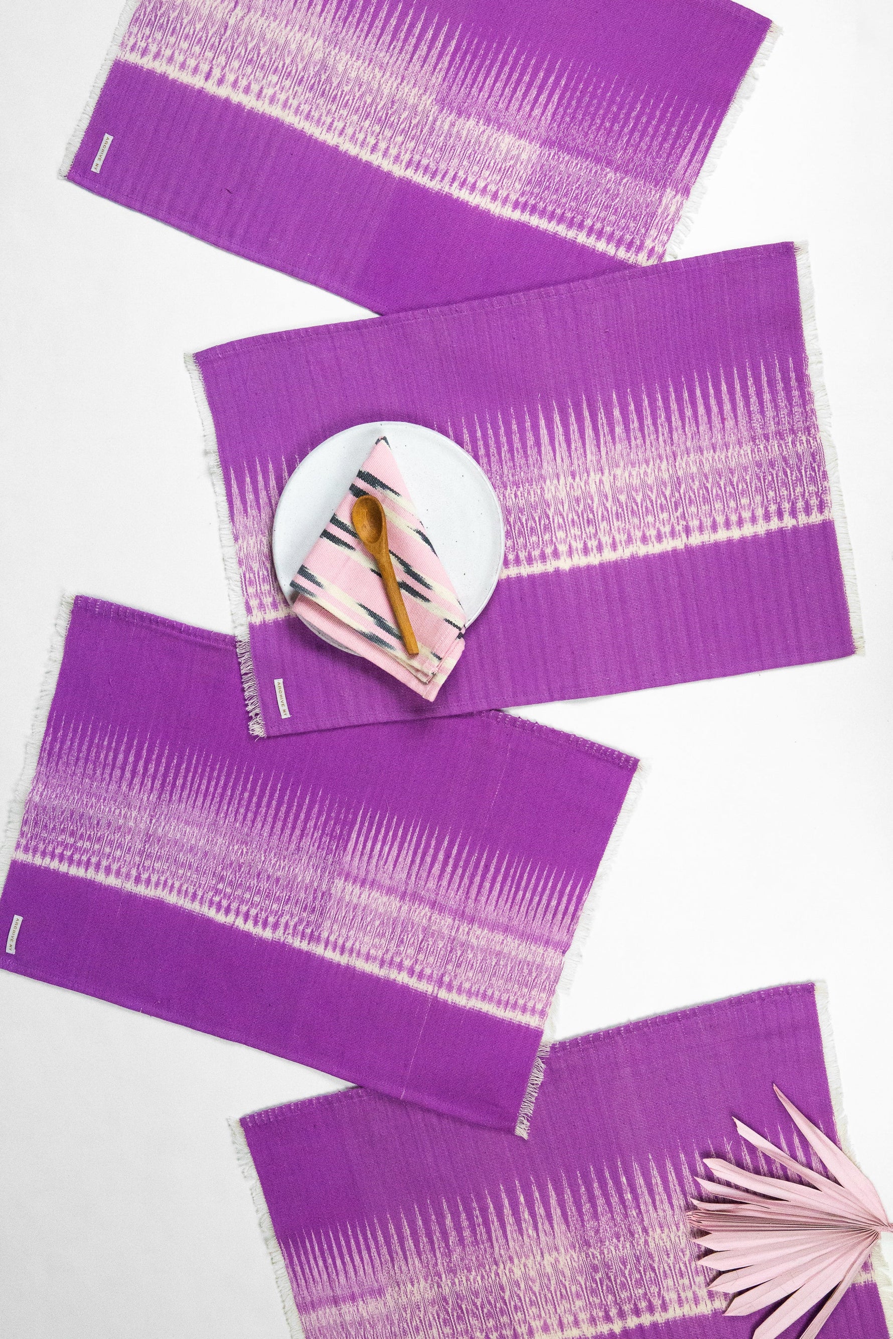 Gabriela Jaspe Placemats - Orchid