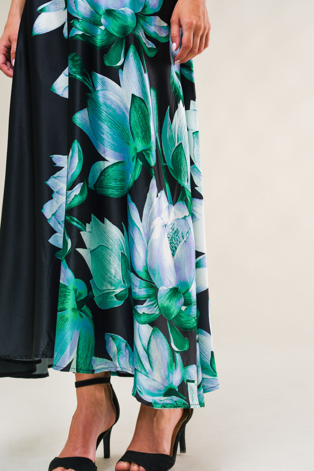 INSATIABLE FEELING WOVEN MIDI DRESS - By Baano