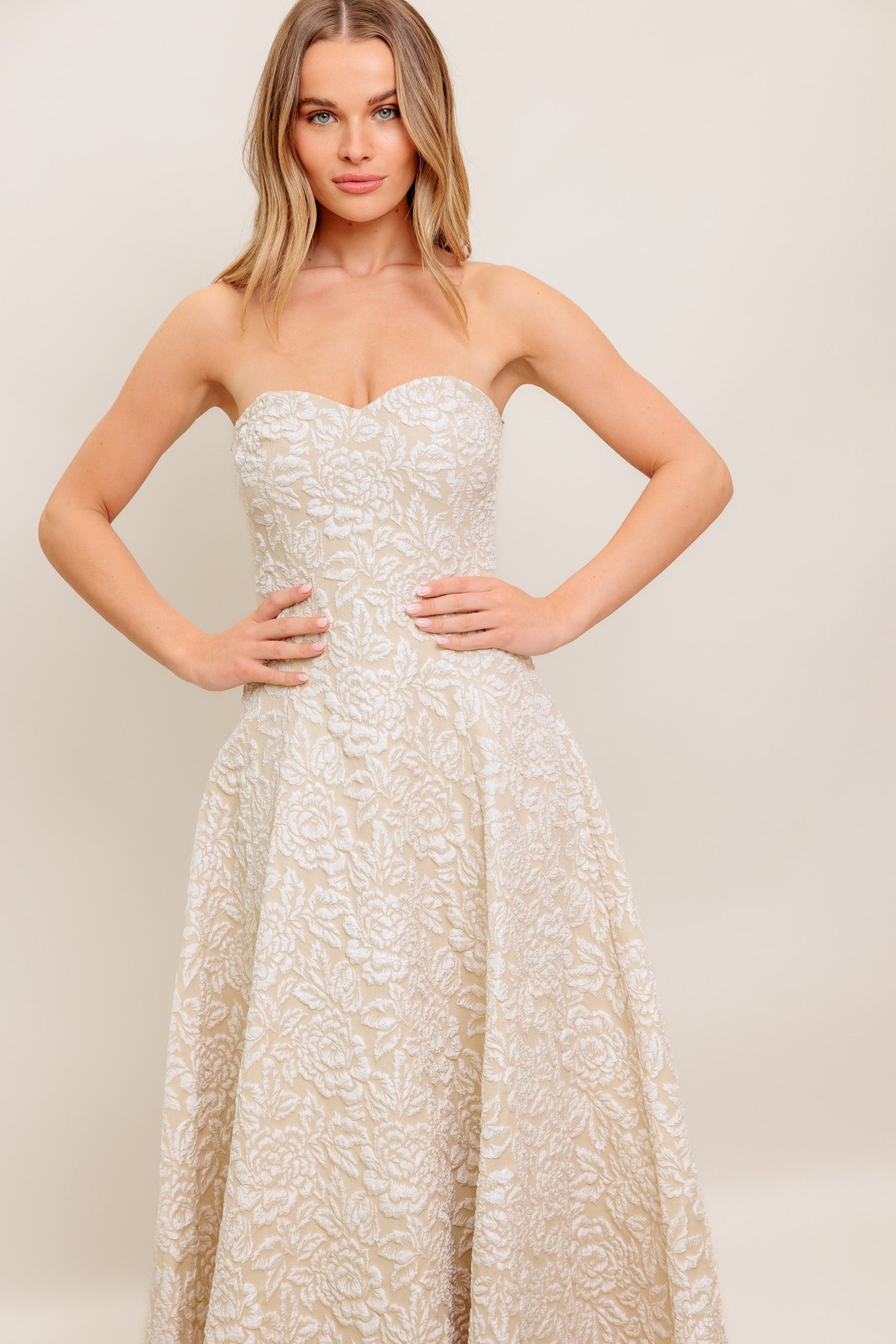 ELEGANT BLOSSOM WOVEN MIDI DRESS - By Baano