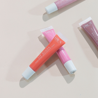 LIP GLOSS