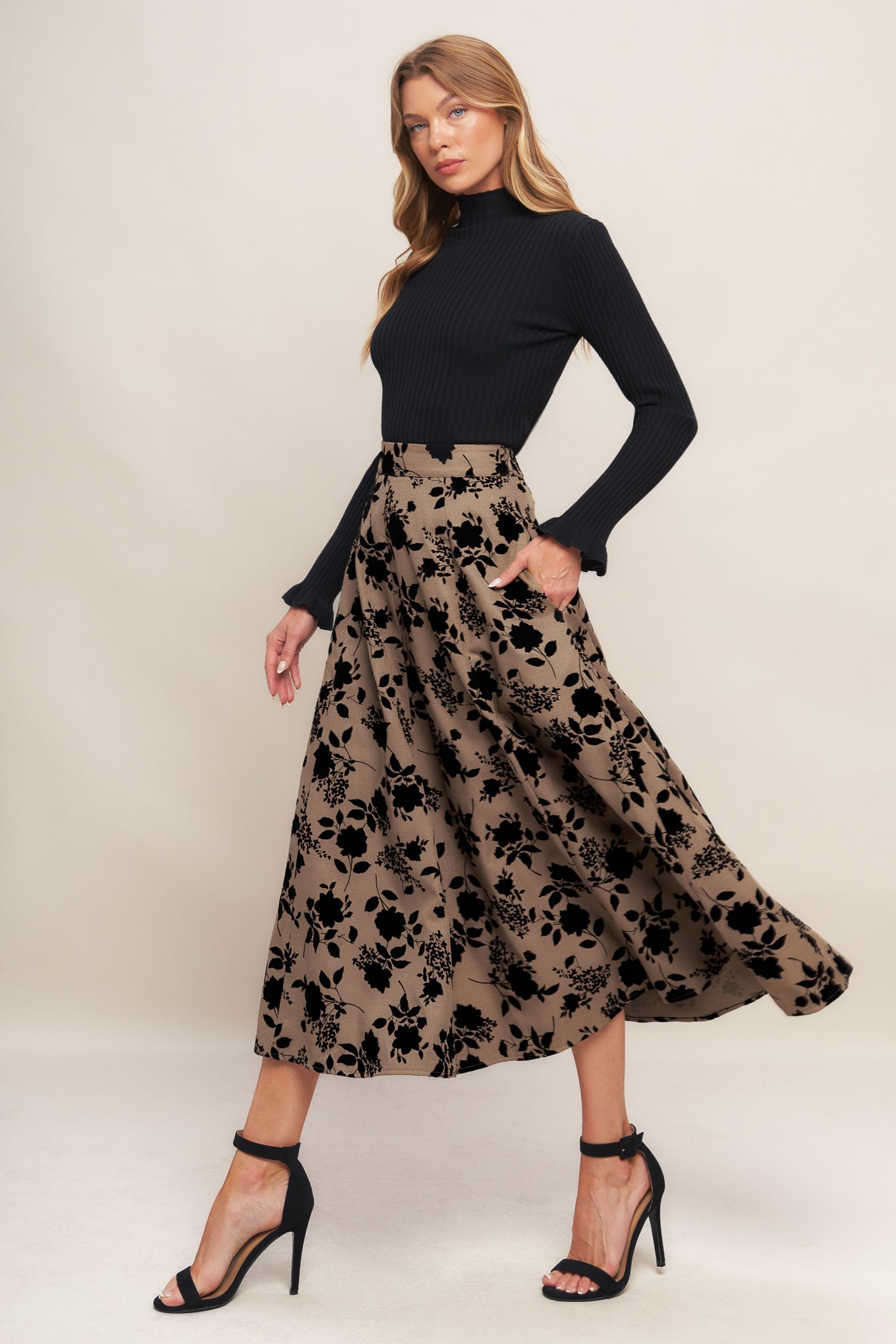 CLASSIC BLOOM LOOK WOVEN FLOCKING CIRCLE SKIRT - By Baano