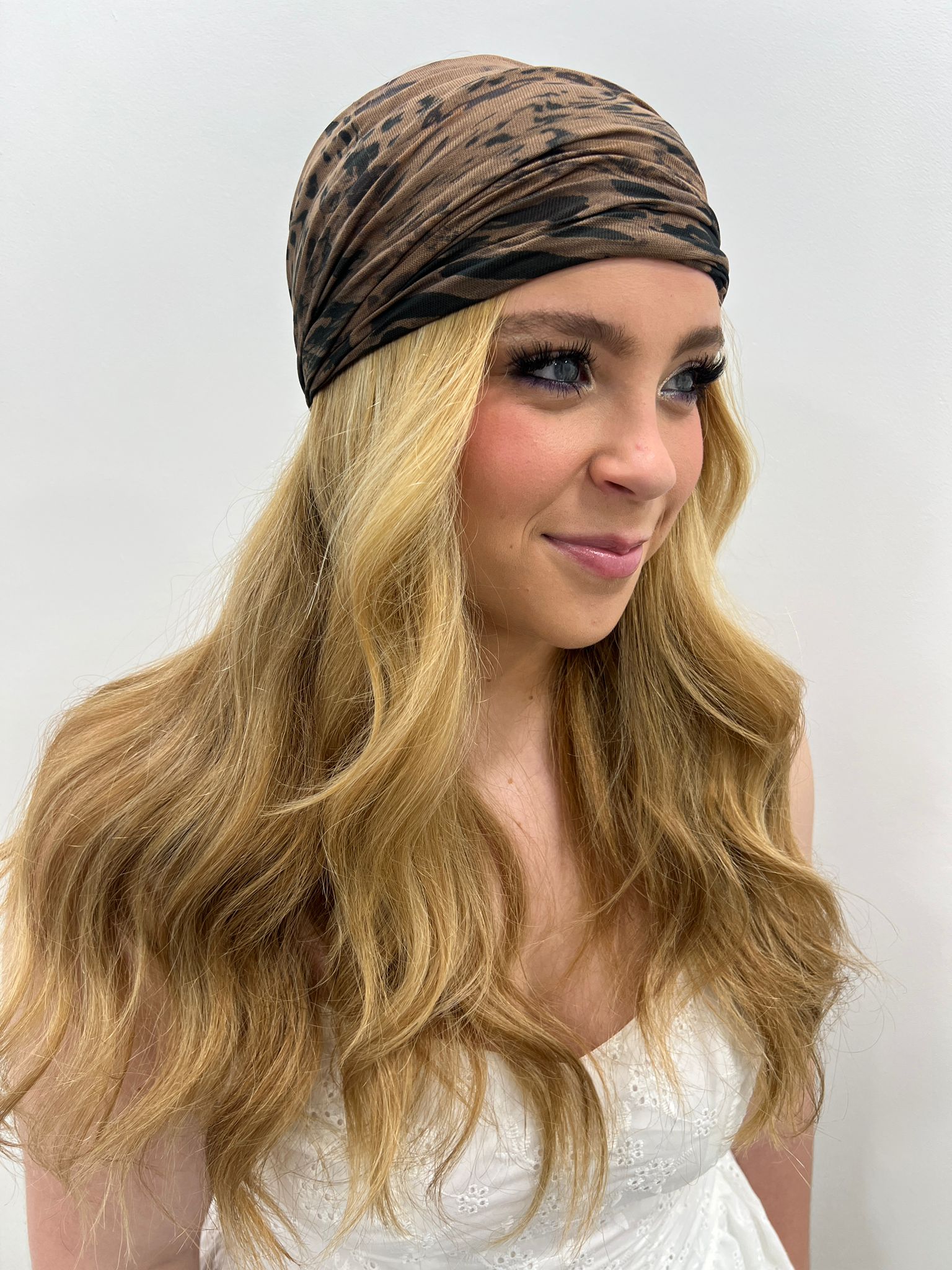 Rue - Wide Style  Sports Wrap (Wild Whispers)