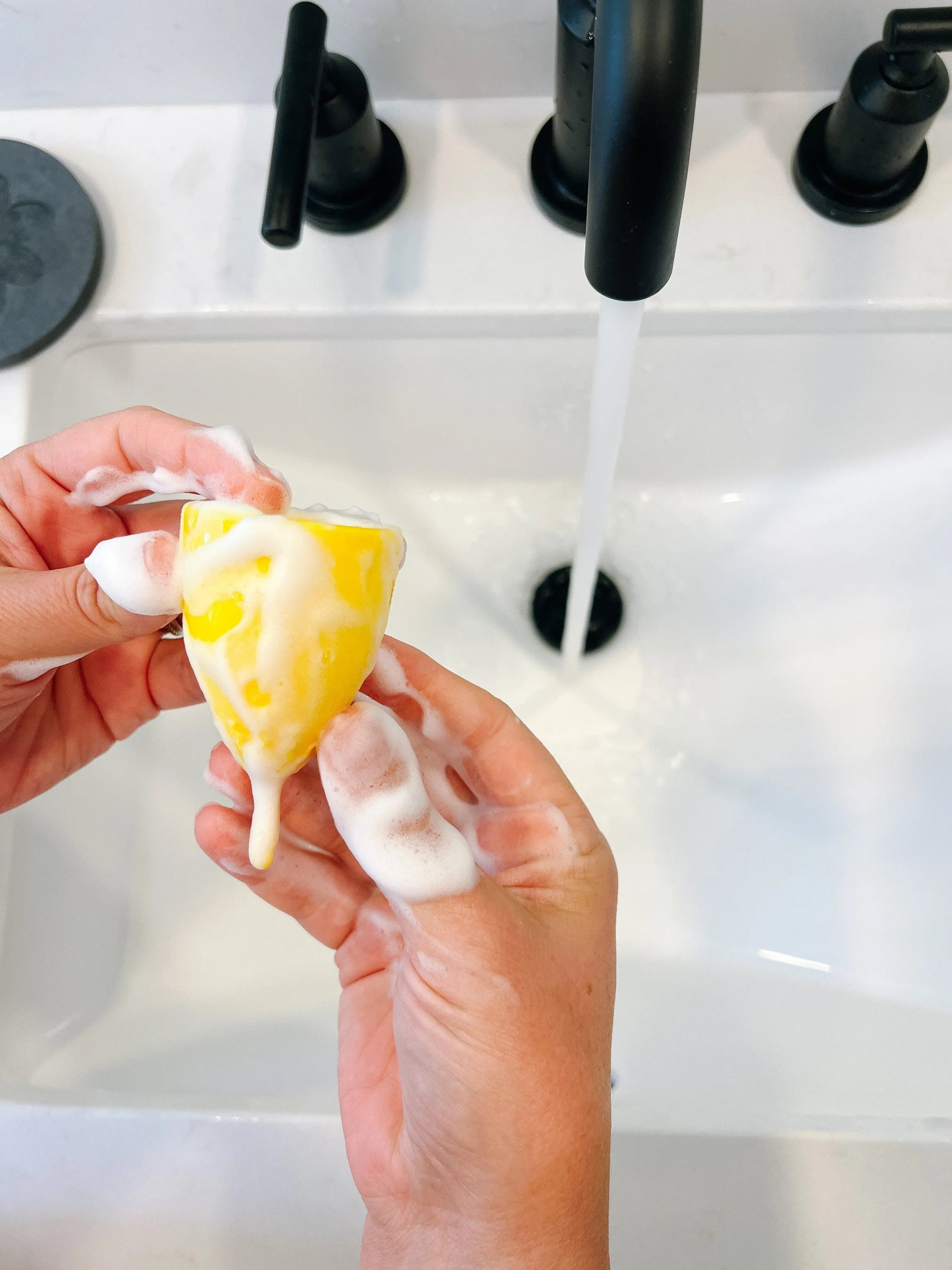 Silicone Safe Foaming Cleanser Poppins Period