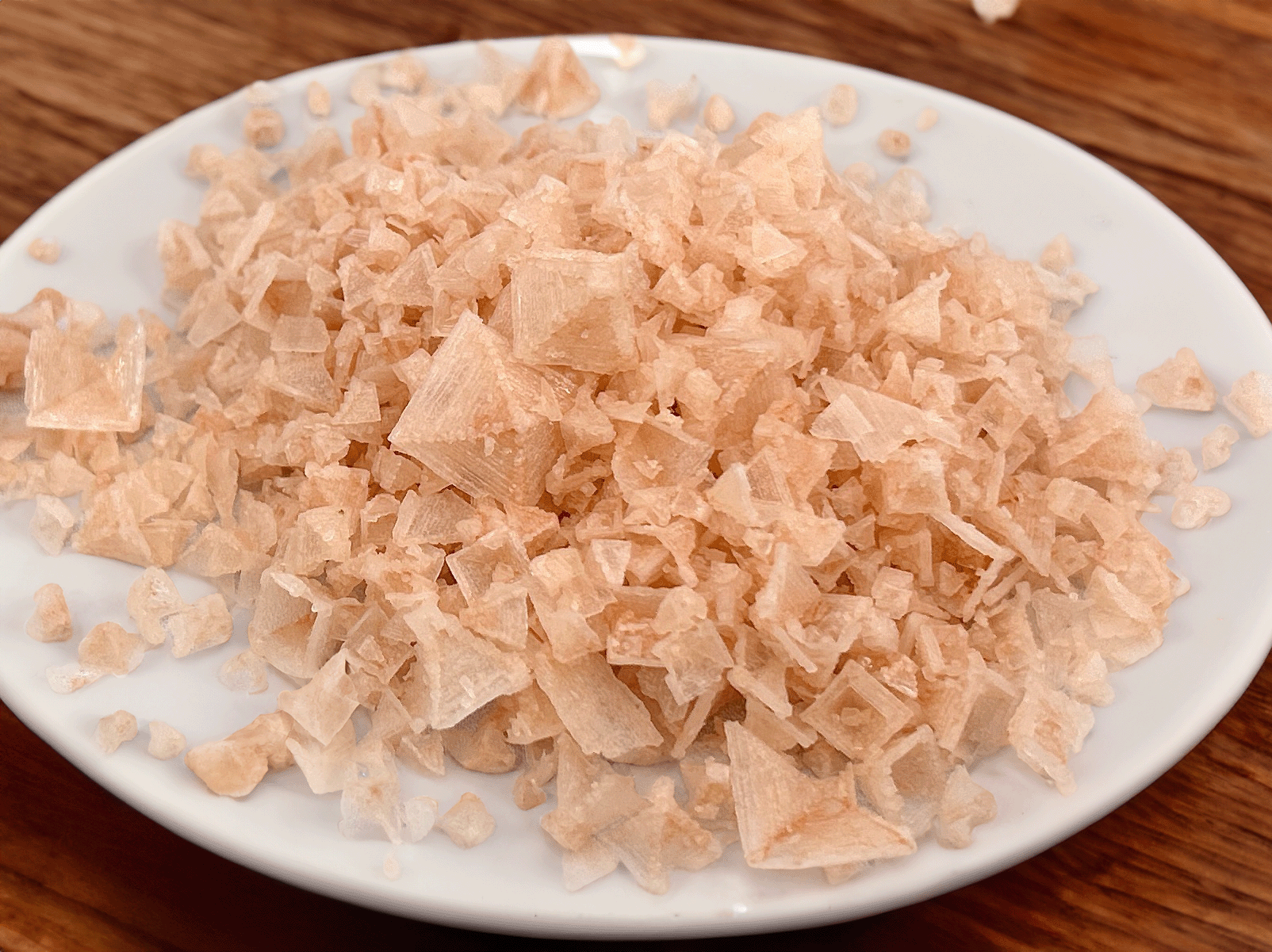 Himalayan Pink Pyramid Salt - By Baano