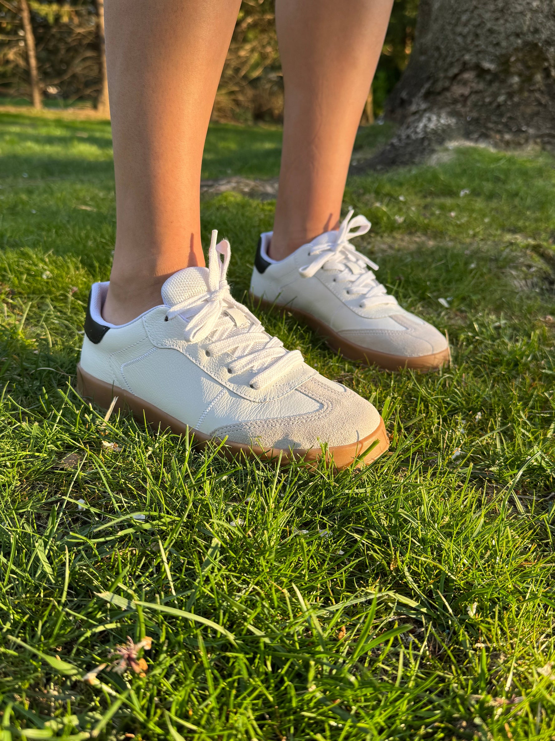 Moldova Leather Tennis Sneakers