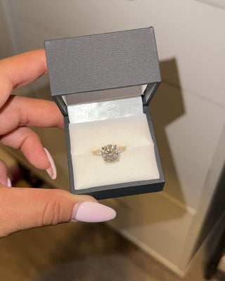 3.0ct Round Cut Moissanite Accented Engagement Ring Ring Deluxe Fine Jewelry