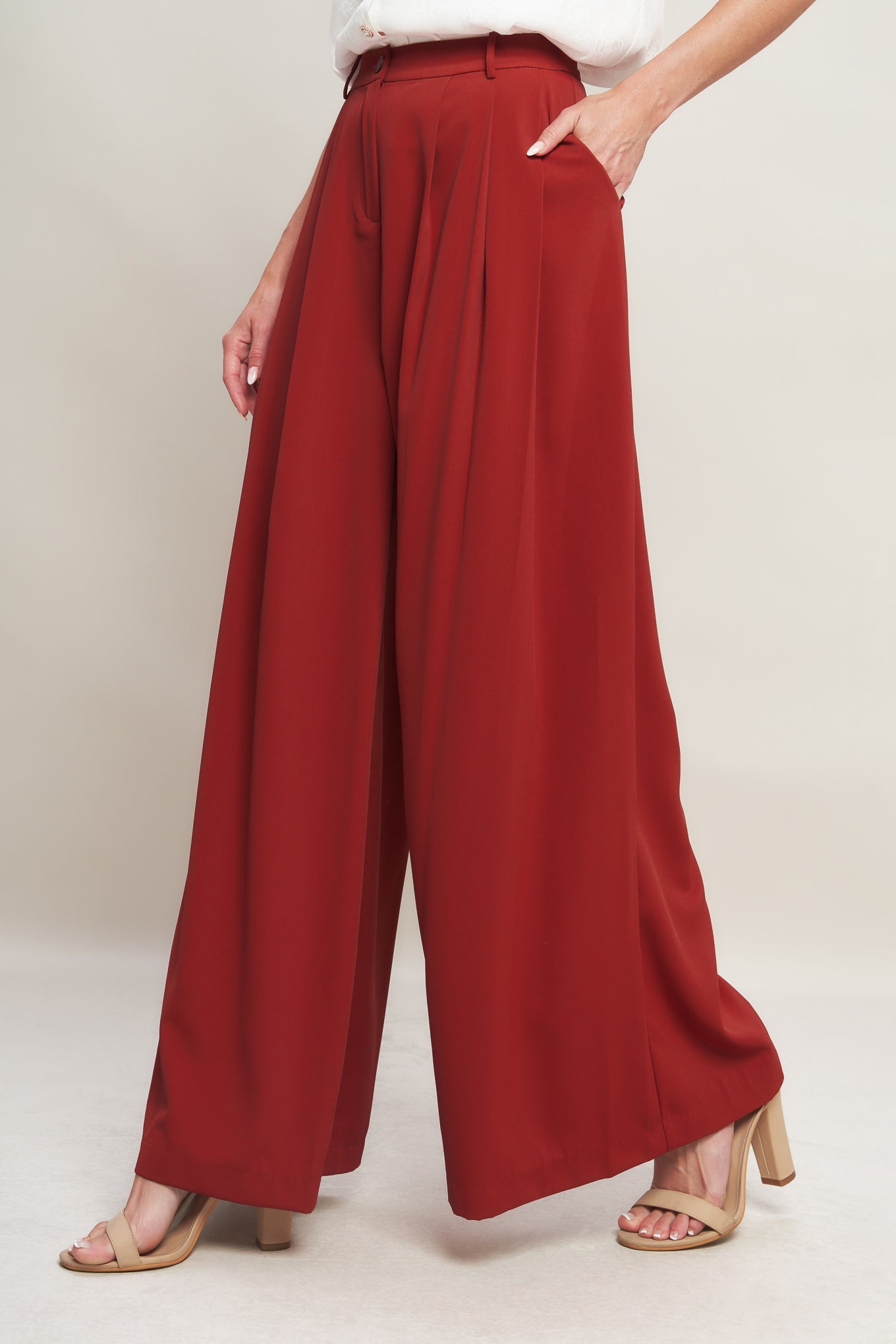 THROW IT BACK WOVEN PANTS - By Baano