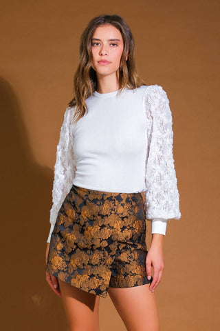 IN THE CHORUS WOVEN SKORT - By Baano