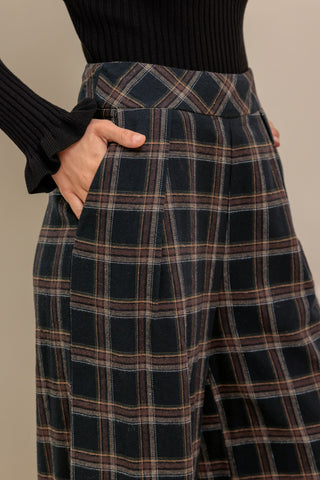 LATTE SUNDAY WOVEN PLAID PANTS - By Baano