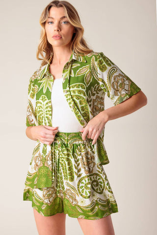 DISTANT ECHOES GREEN SHORTS - By Baano