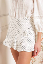 MAKES ME SMILE WOVEN SKORT - By Baano