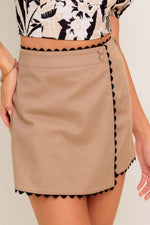 WAVY LINE WOVEN SKORT - By Baano