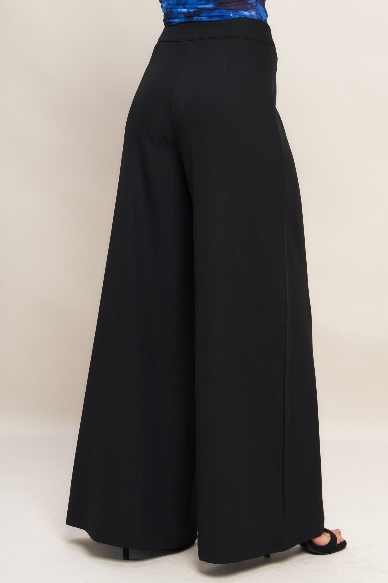 RUNWAY READY BLACK WOVEN WIDE LEG PANTS - By Baano