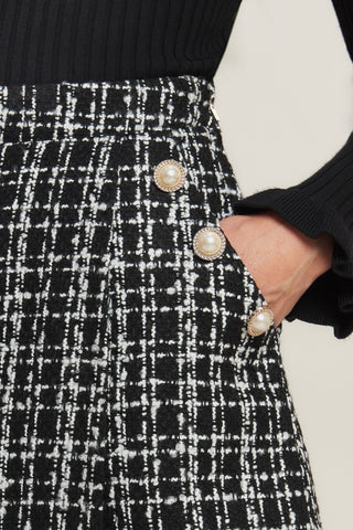 MODERN FEMME TWEED SKORT