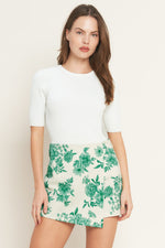 BOTANICAL POP WOVEN SKORT