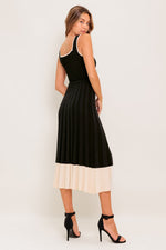 MODERN MUSE KNIT MIDI DRESS - By Baano